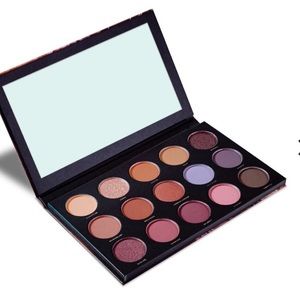 Hipdot Zion eyeshadow palette